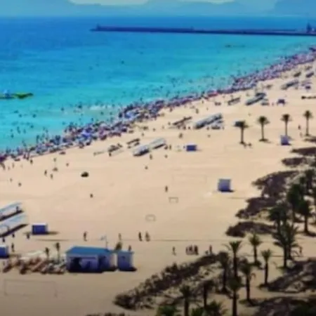 Gandia Muy Cerca De Playa Con Piscina * Playa de Gandia
